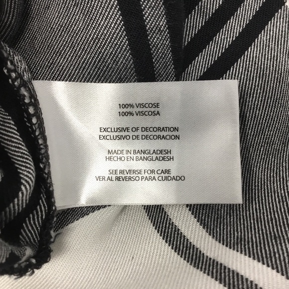 Eddie Bauer Black & White Plaid Tunic Blouse with Side Pockets - Picture 12 of 13